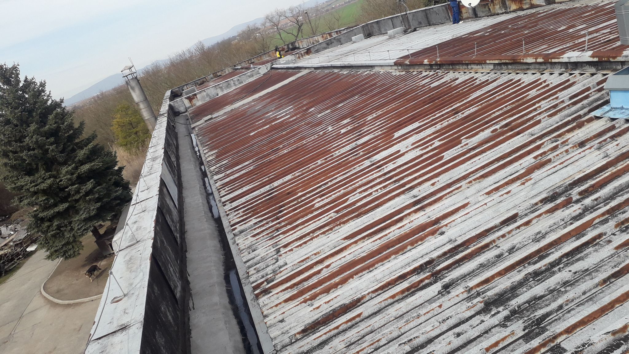 Pred - objekt strecha